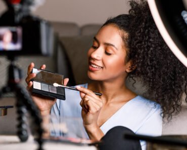 How to Make $500,000 in One Year Off Live Selling